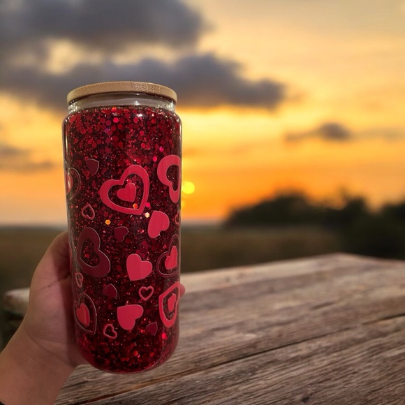 Heart Snowglobe Tumbler 20 oz Handcrafted ❤️ - Picture 2 of 2